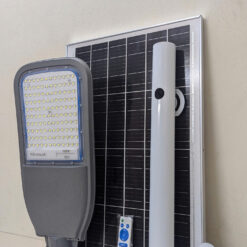 Đèn năng lượng mặt trời Solar mẫu đường phố PT_Light 500W 8 z6583157165977 d90df2c38401c18e797e558f9560a55d
